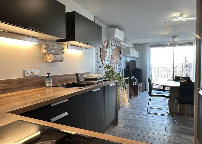 With Garden And Close To Holiday home
