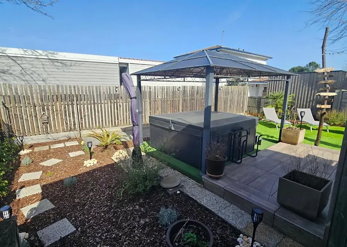Holiday home With Garden And Close To La Teste-de-Buch